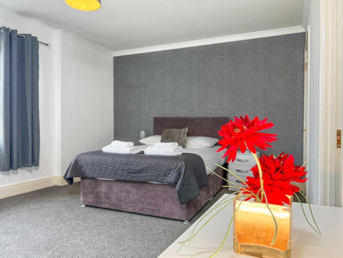Redbourne Holiday Home Boston Phòng bức ảnh